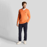 Lyle & Scott Golf V Neck Pullover - Kurso Coral