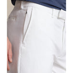 RLX Ralph Lauren Prestasi Sesuai Disesuaikan Golf Pendek - Putih