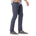 Travis Mathew terbuka untuk menutup seluar golf - Tentera Laut