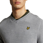 Lyle & Scott Merino Grid Texture v Neck Jumper - Pebble